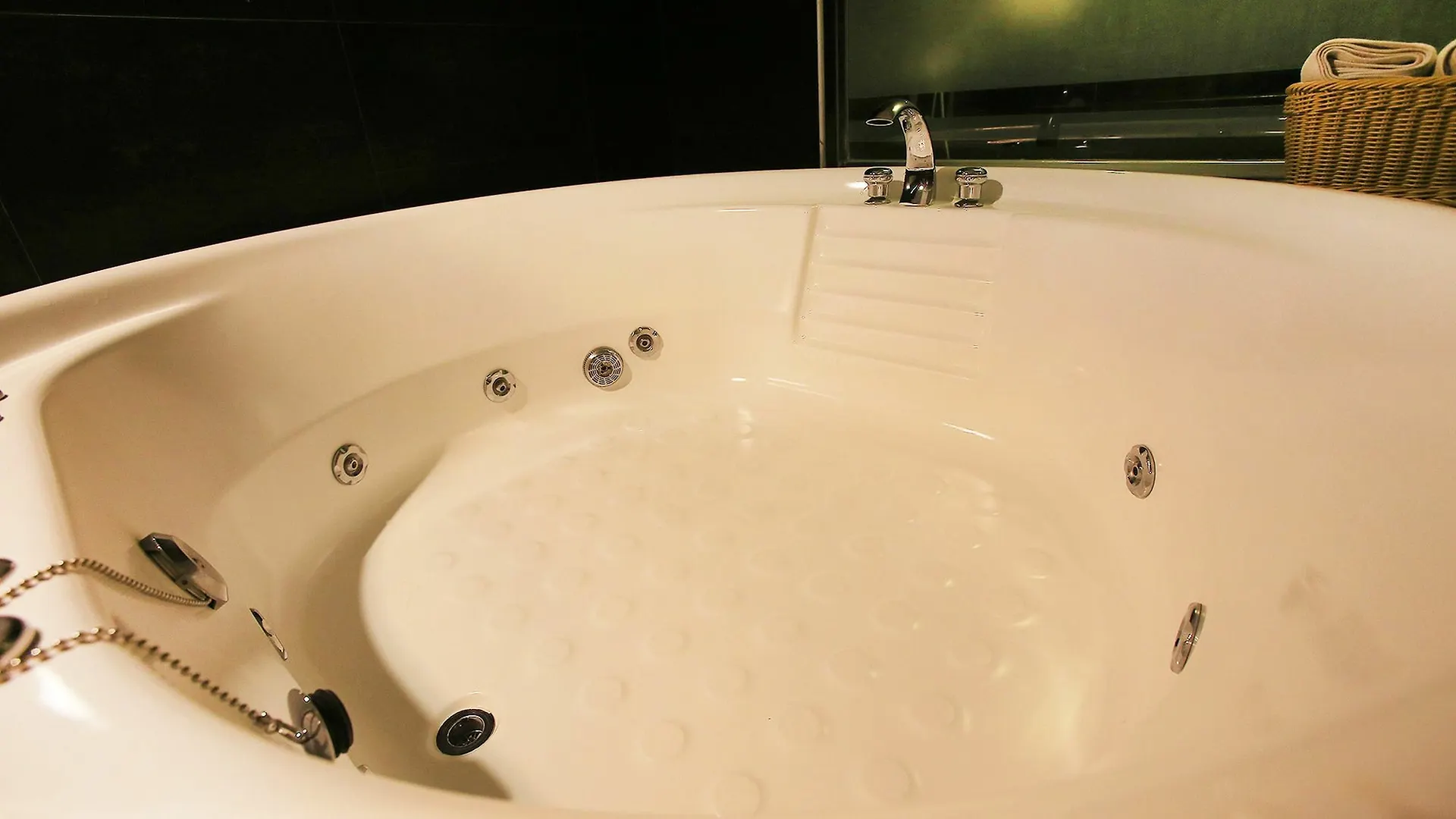 Tara Hotel Seoul 2*,