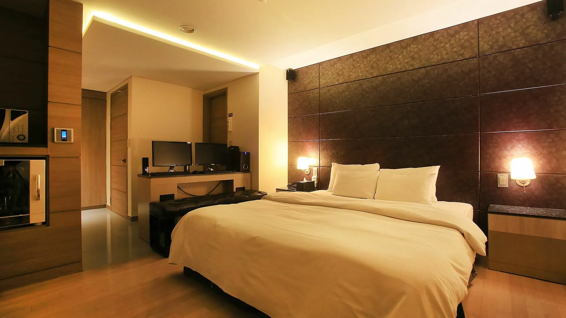Tara Hotel Seoul