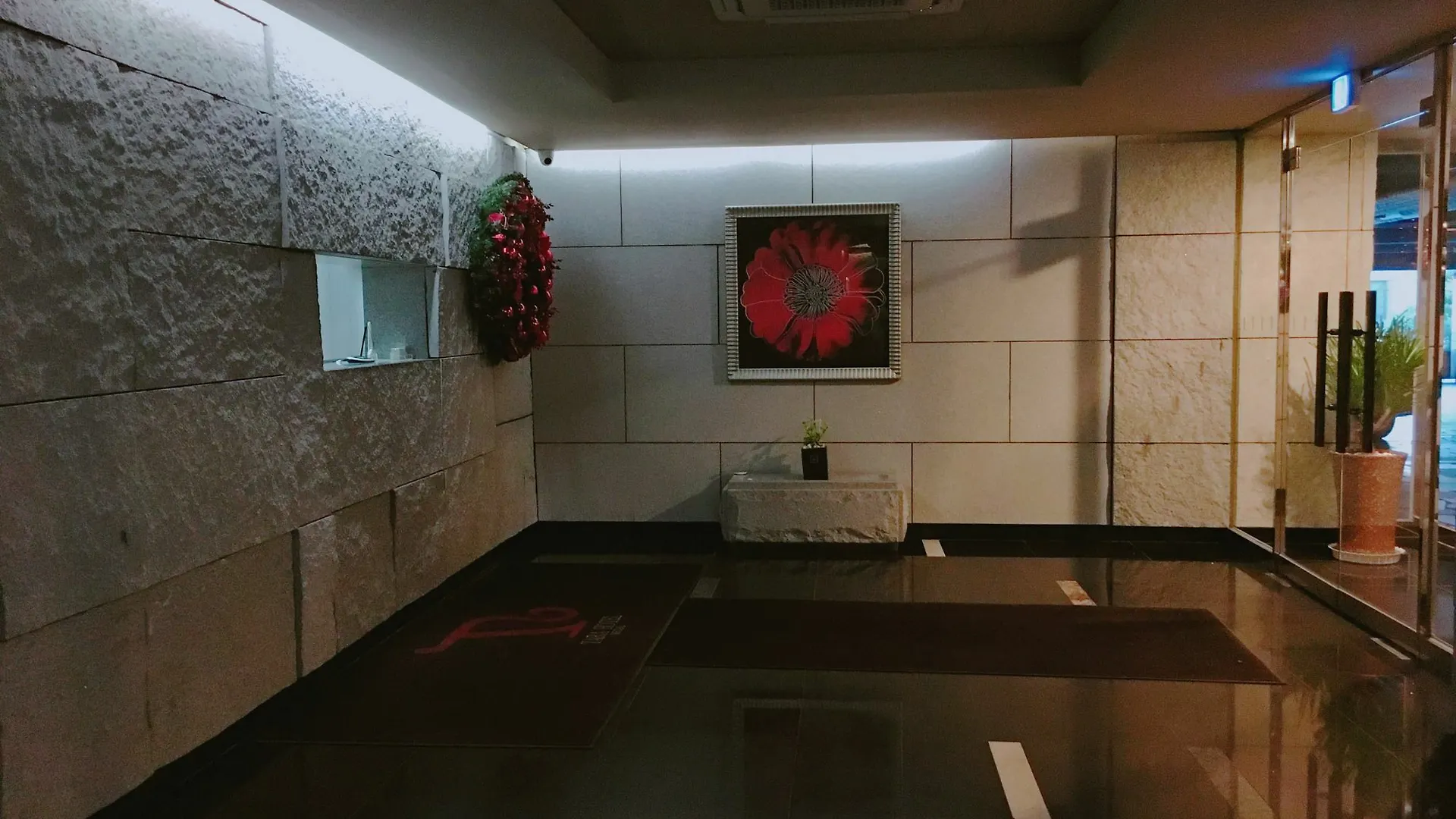 Tara Hotel Seoul