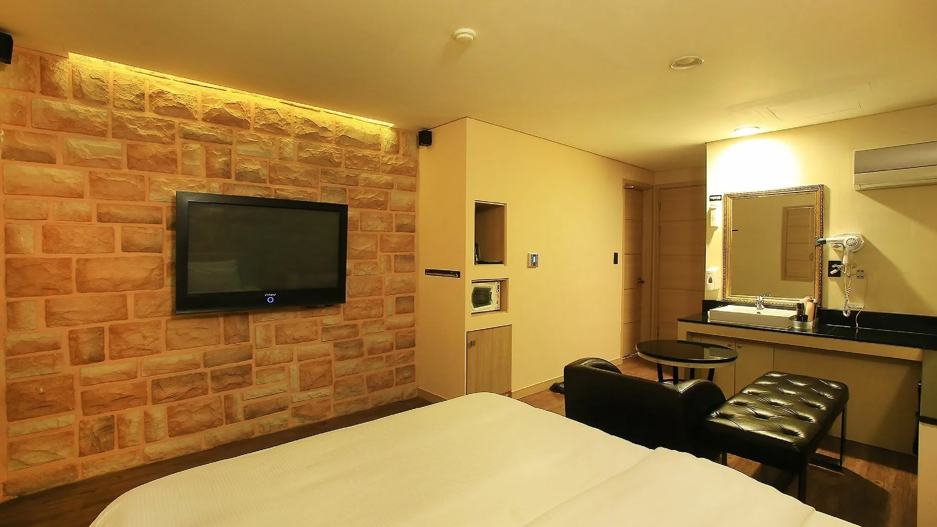 Tara Hotel Seoul South Korea